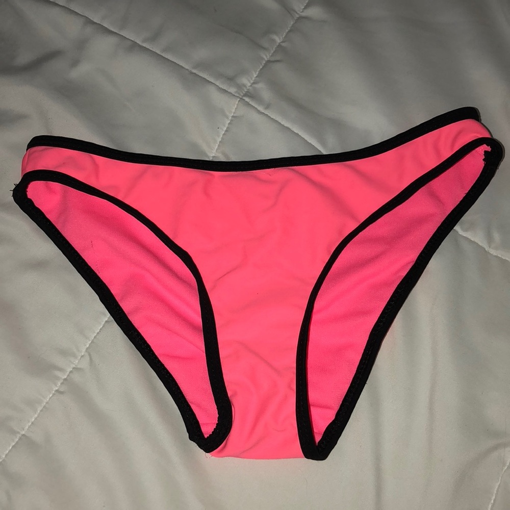 Bikini bottoms